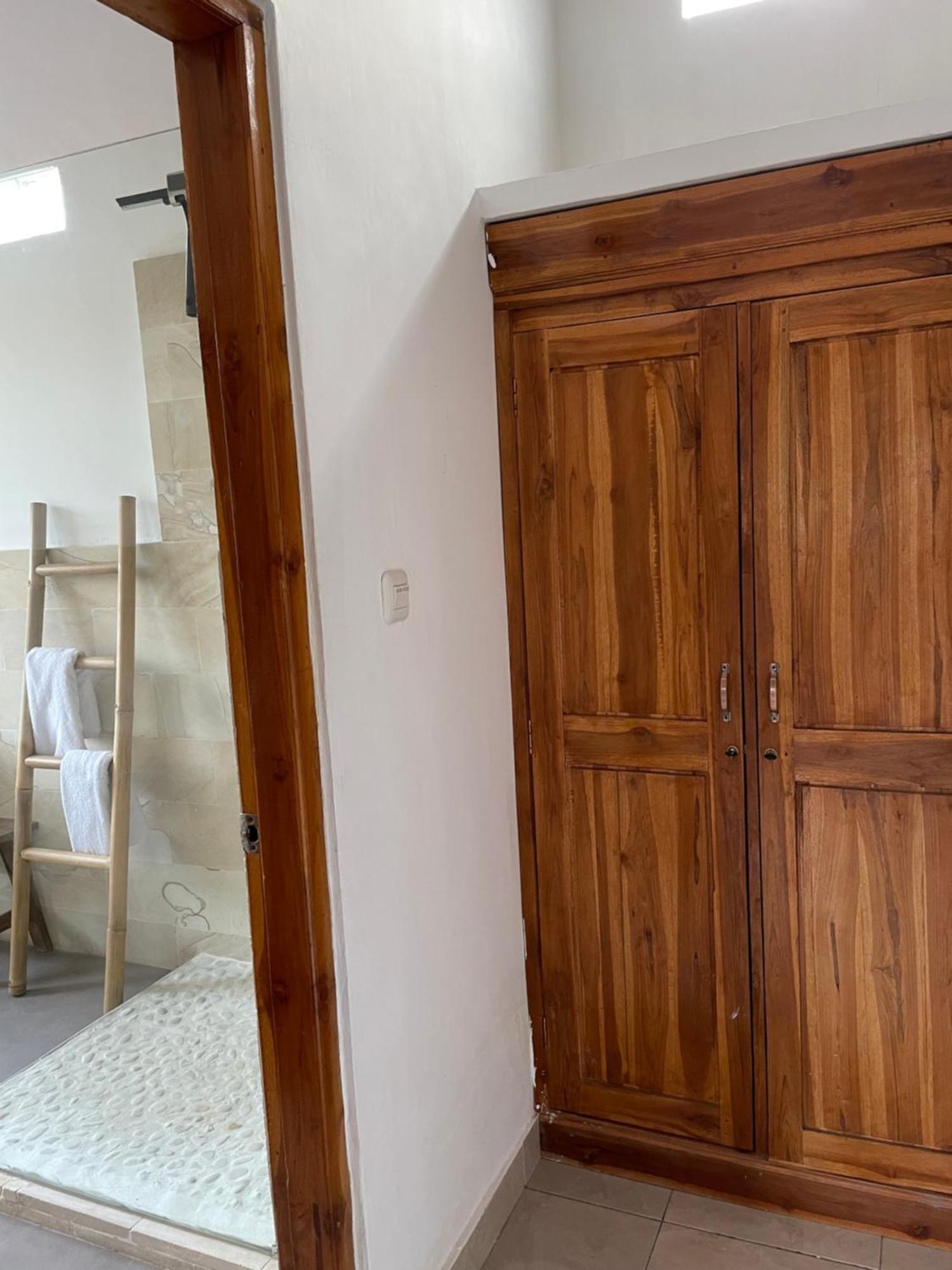 Hotel Kubu Elsa Bali Lovina Habitación foto